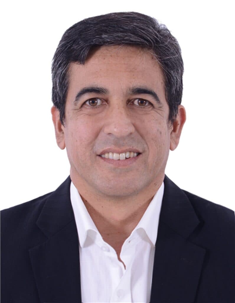 Dr. Julio Reynafarje Reyna